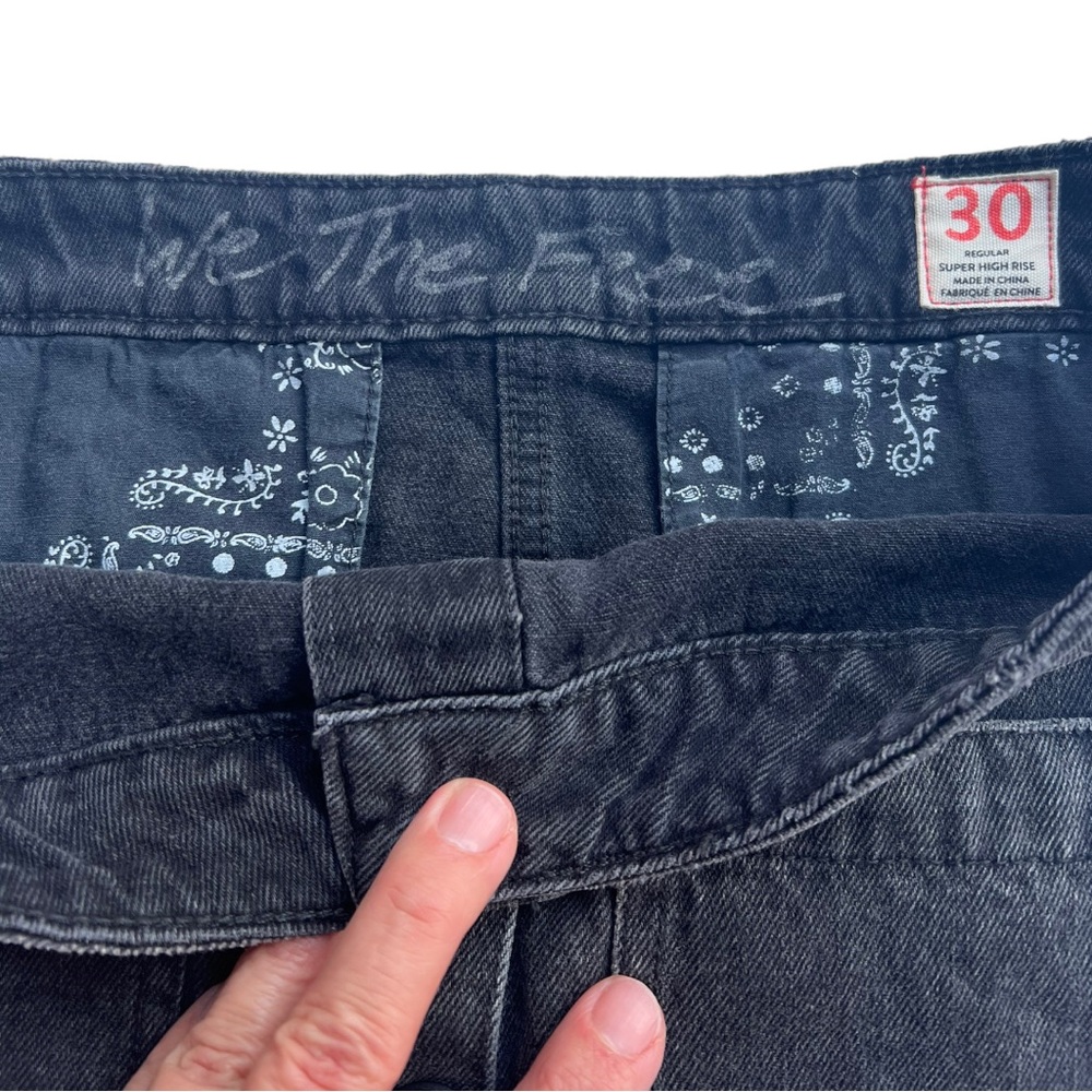 Free People Rocky Mountain Washed Out Black Denim Skirt Size 30 - Picture 3 of 5